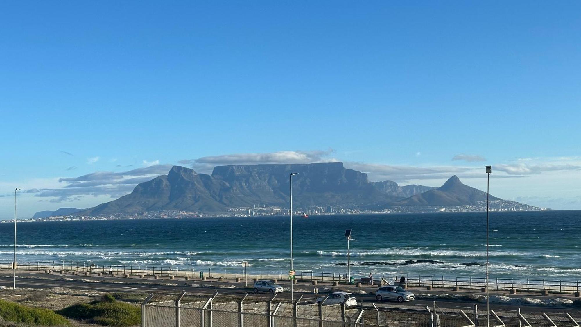 Oceansnest Guest House Bloubergstrand Dış mekan fotoğraf