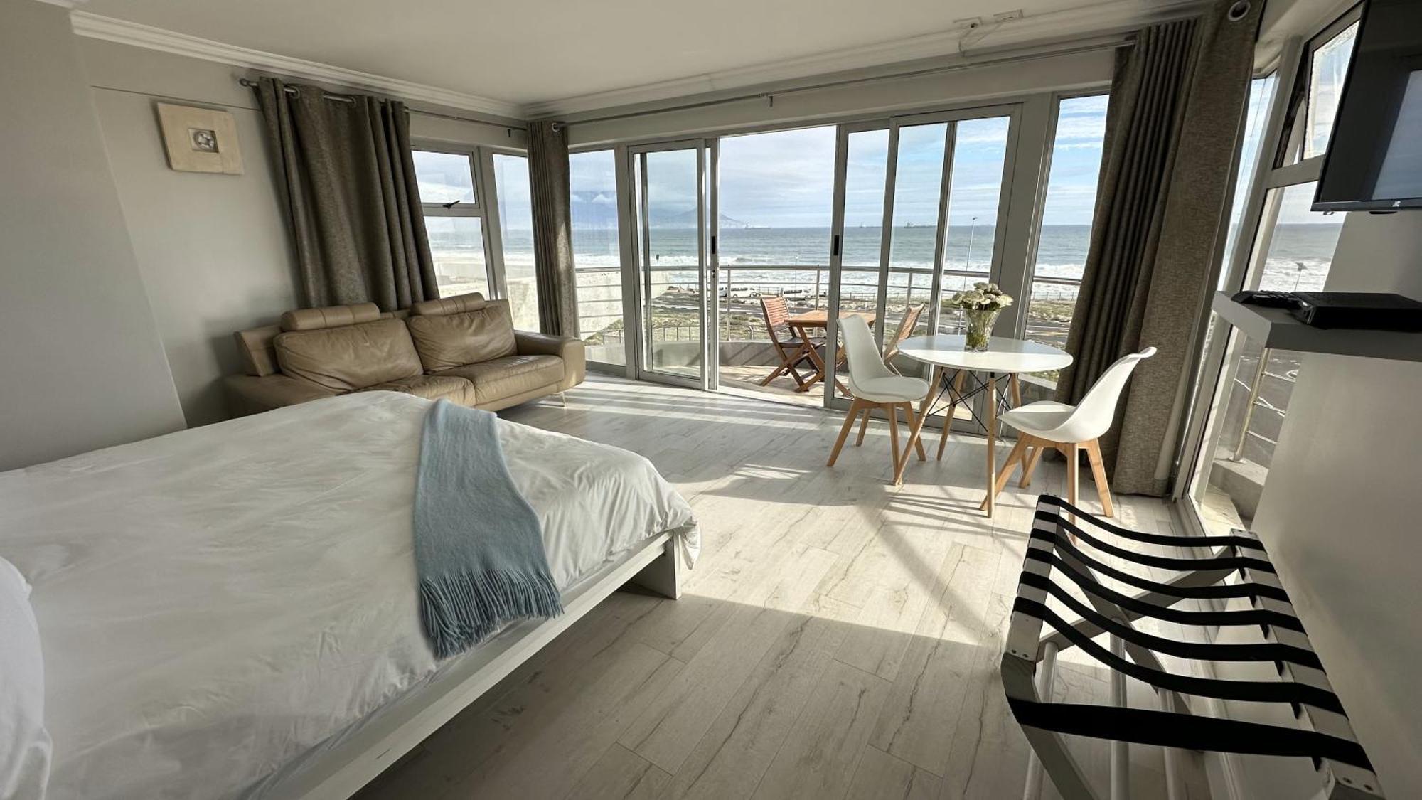 Oceansnest Guest House Bloubergstrand Dış mekan fotoğraf
